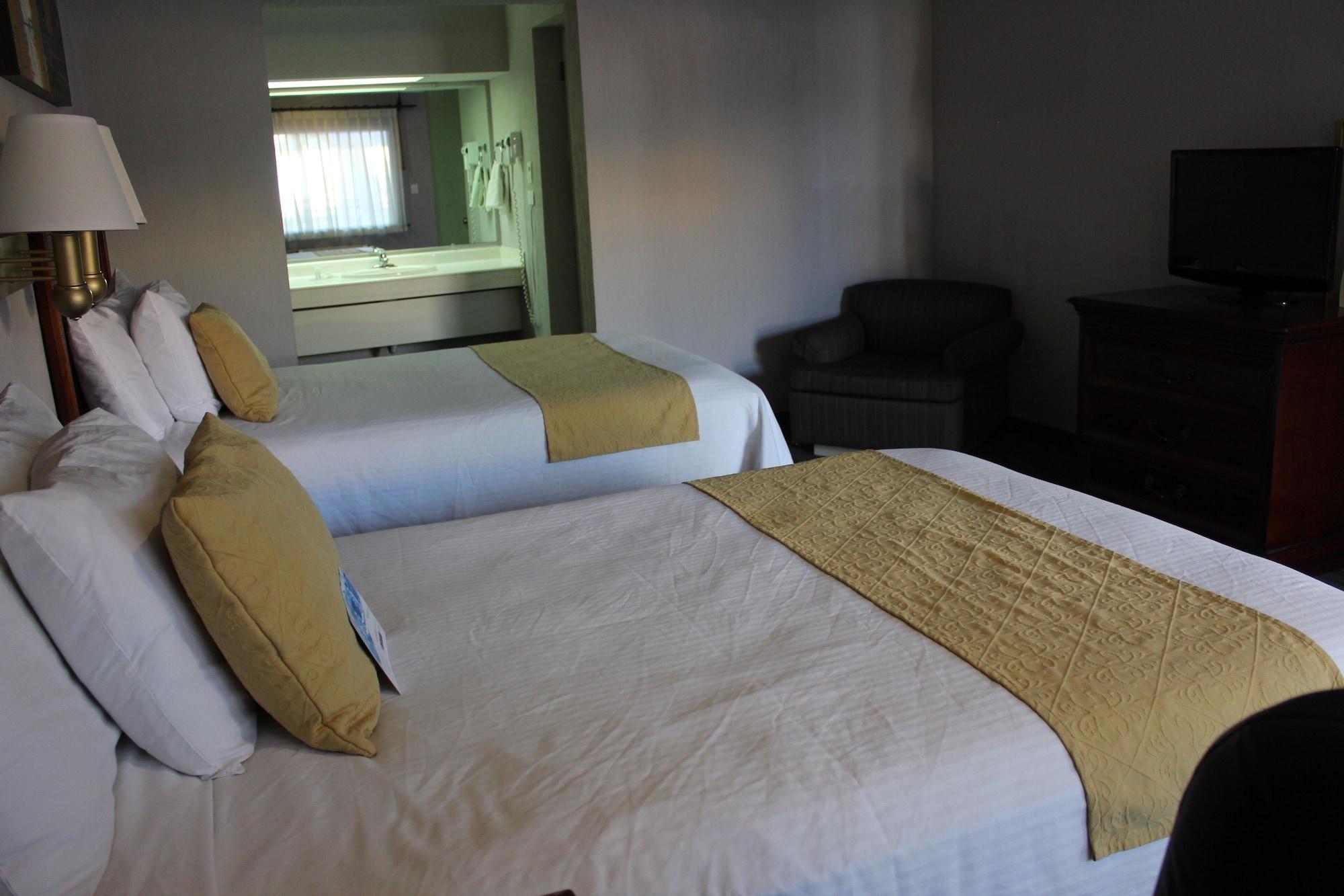 Quality Inn Piedras Negras Bagian luar foto