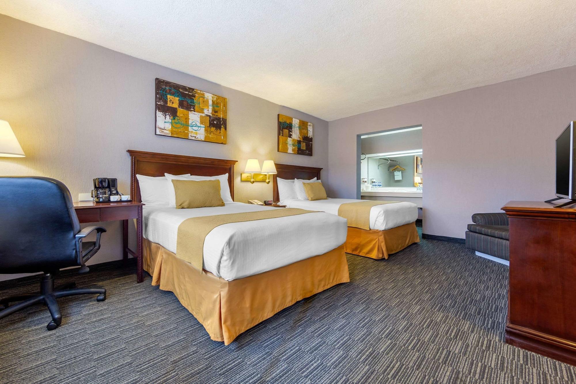 Quality Inn Piedras Negras Bagian luar foto