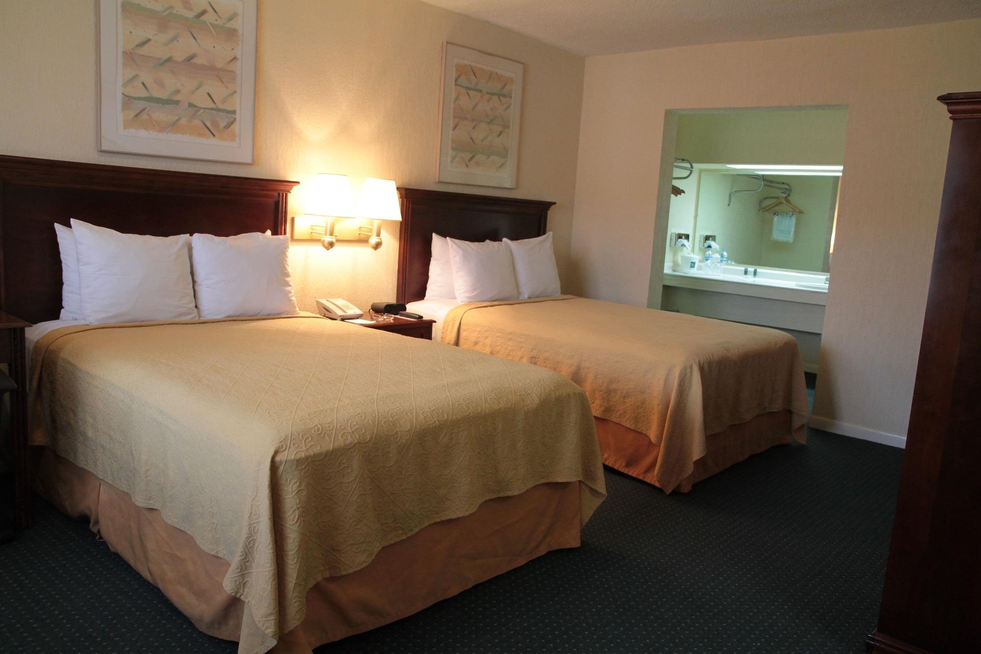 Quality Inn Piedras Negras Bagian luar foto