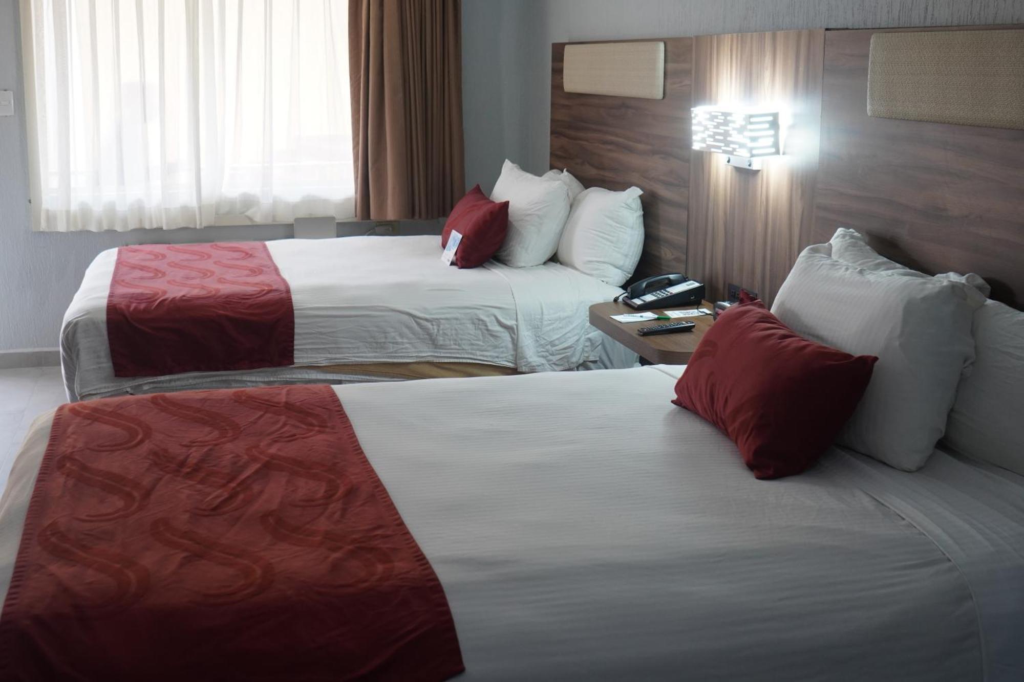 Quality Inn Piedras Negras Bagian luar foto