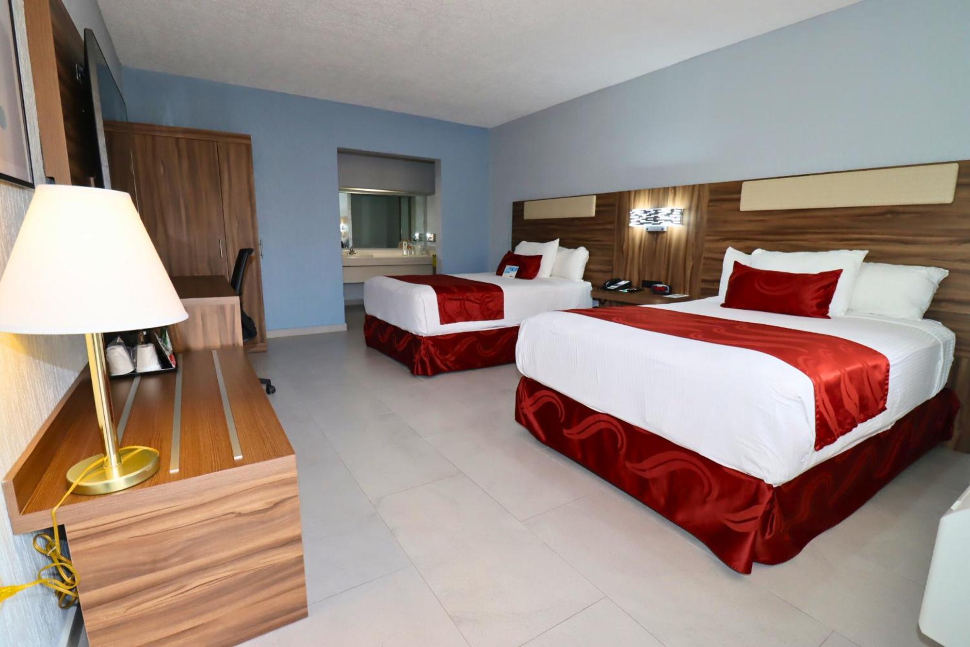 Quality Inn Piedras Negras Bagian luar foto
